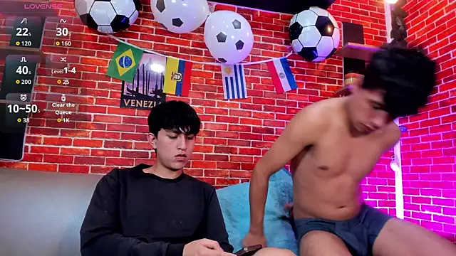 Hoot_boyss_ webcam