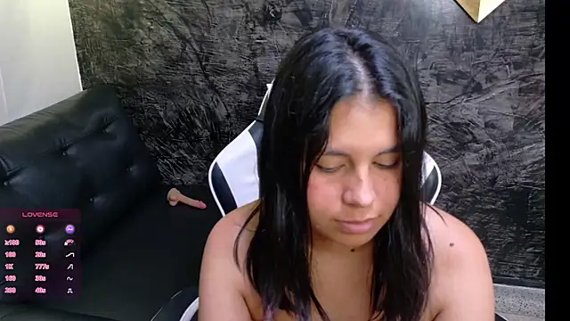 olivia_love_ webcam