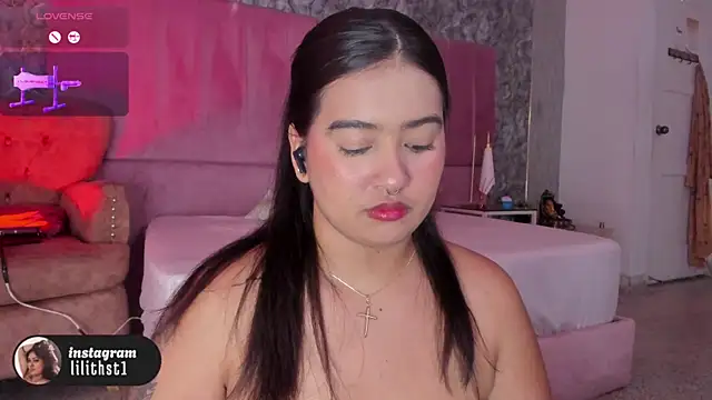 lilithst_ webcam