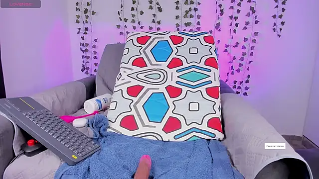 SelenaStonne webcam