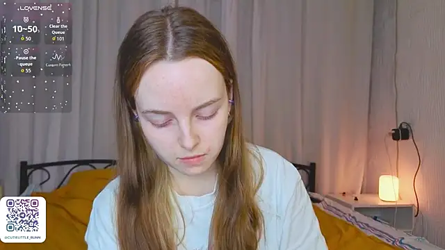 bae_cake_ webcam
