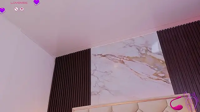 MiaaFarrel webcam