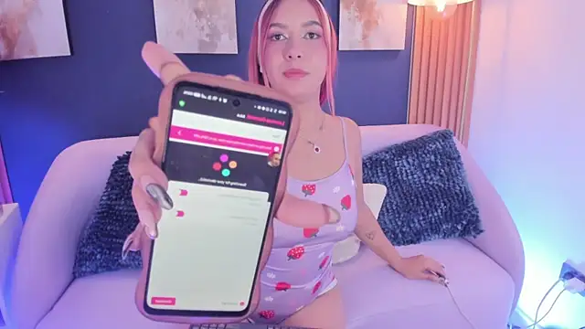 MiaGinger_ webcam