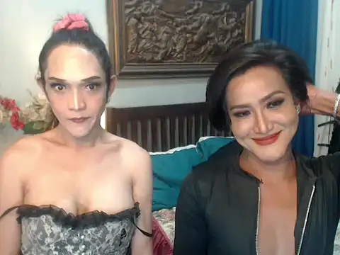 ScarlethXAviona webcam