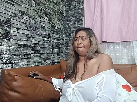 Mammabear_4u webcam