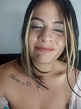 Megan_nica live cam on StripChat