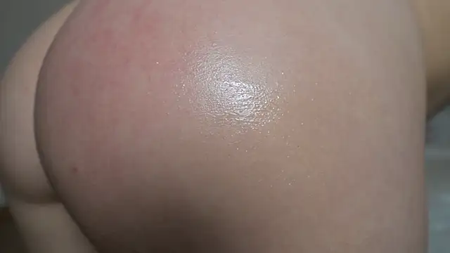 ella_twinkl webcam