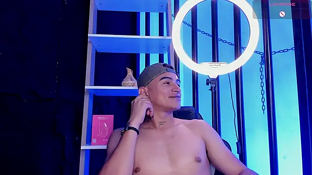 LiamDeep webcam