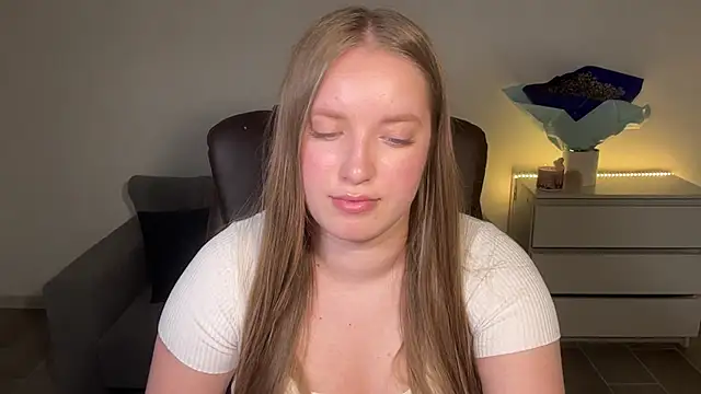 EvaMaddison webcam