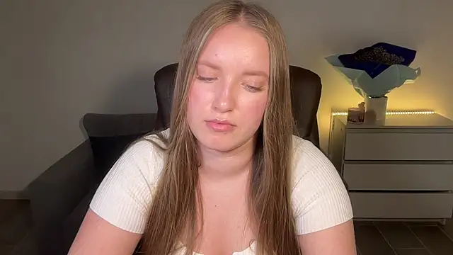 EvaMaddison webcam
