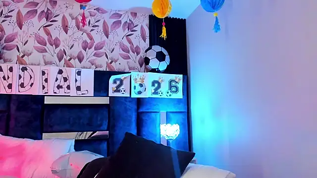 AmmyJones_ webcam