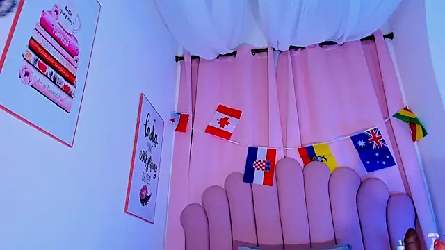 NicoleMadrird webcam