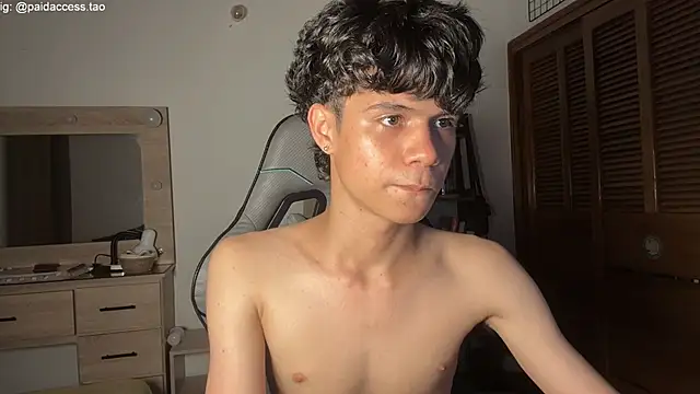 OopsAgain_ webcam