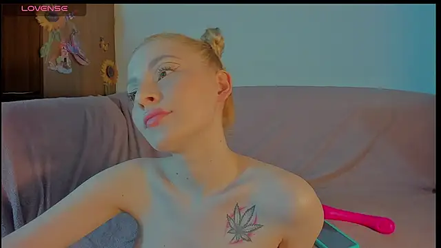 LizzyJordansxox webcam