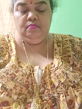 tamilthanushri webcam