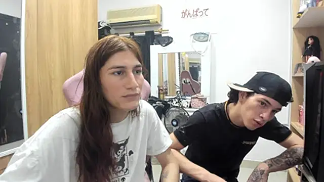 Pride_couple webcam