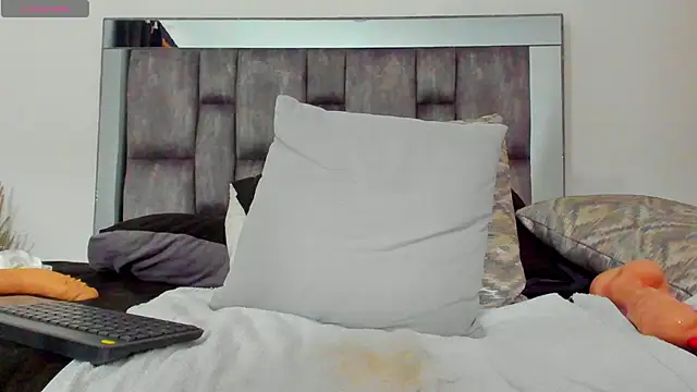 alyssia_ocean webcam