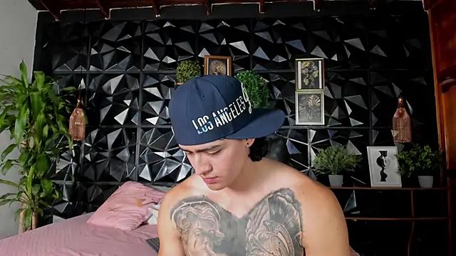 elliot_colton webcam