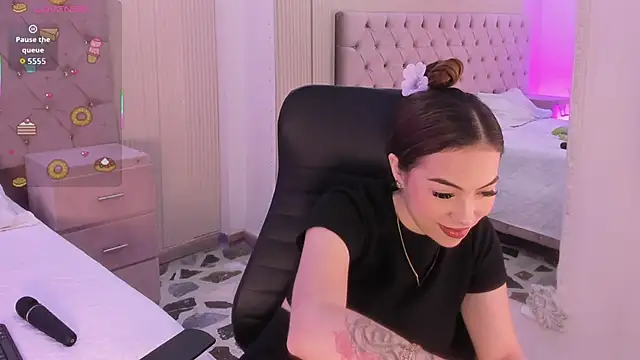 lizzyrossie webcam