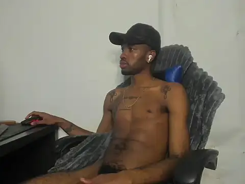 Kofi_exotic_2 webcam