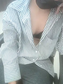 sushmita0 webcam