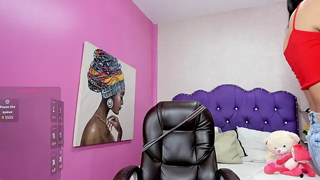 Mara_Summerr webcam