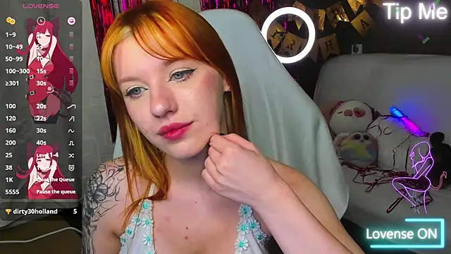MeganNewCat webcam