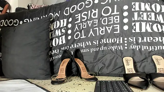 MirandaHaguen webcam