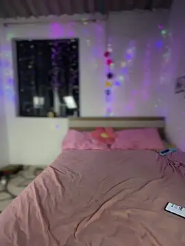 Simone_Miller webcam