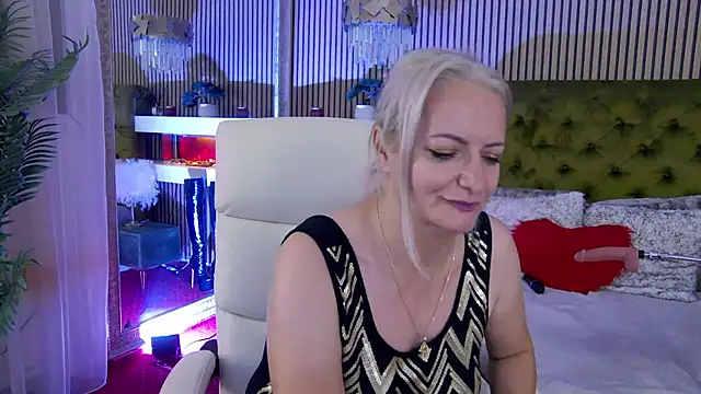 ladytouch (F milf) - 💦Squirt  Time 🔥