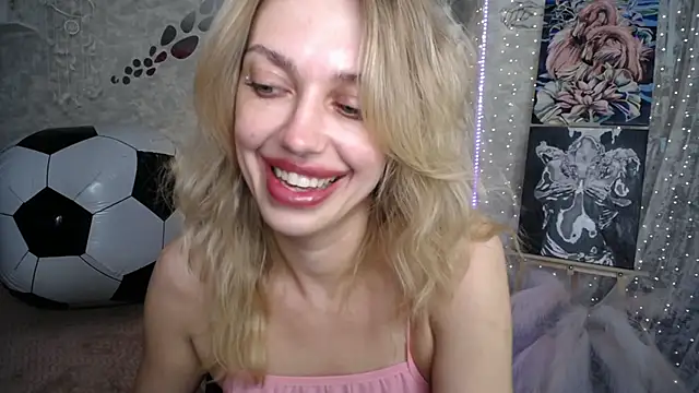 NickyAdamidi webcam