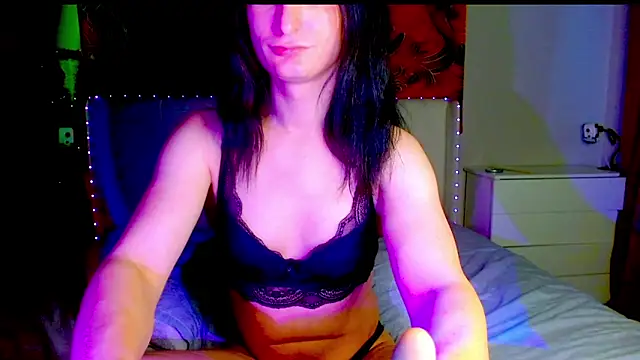 CuteMika webcam