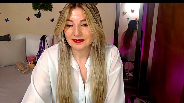 Jolie-Mature webcam