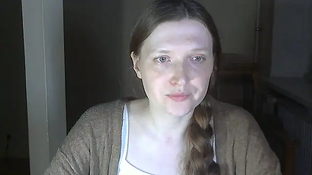 Holistic_woman webcam