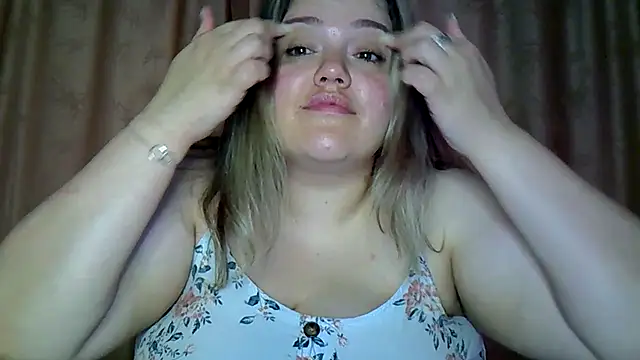 Watch AnitaWillias live on EroticFlix - High definition streams