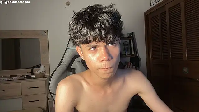 OopsAgain_ webcam