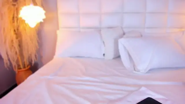 _BunnyNaugthy webcam