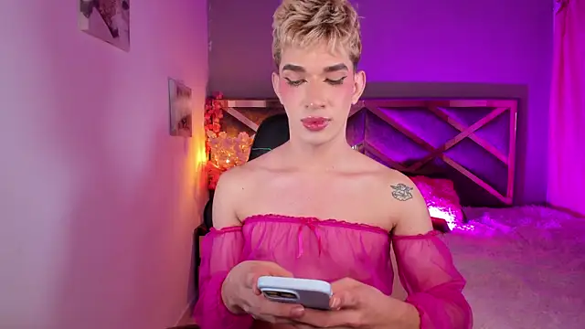 Cherry_zayden_ webcam