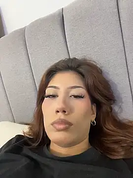 AlannaChan webcam