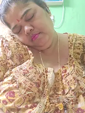 tamilthanushri webcam