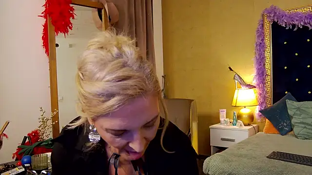 Allura_Jenson webcam