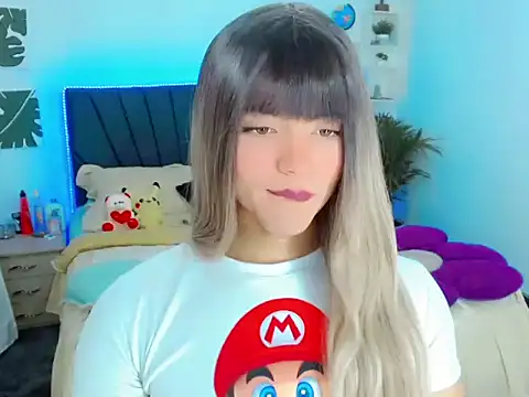 ZoeSchmmit webcam