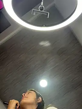 HayleyRoss_ webcam