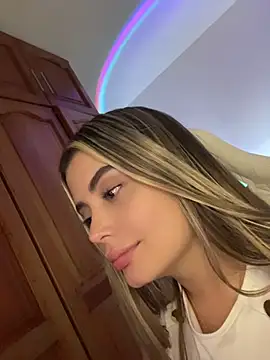 Miss_valeriaa webcam