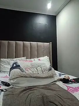 Ms__JOJO webcam