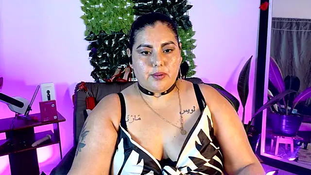AndreaKinky webcam