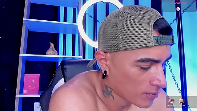 LiamDeep webcam