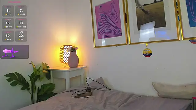 valka_collinss webcam