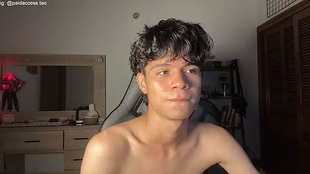 OopsAgain_ webcam
