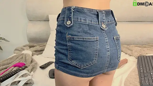 Bella_Catalina webcam